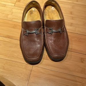 Brown loafers size 9 men’s call Han